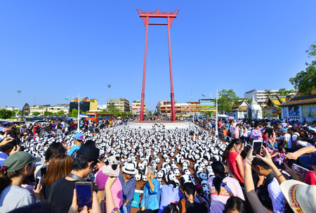 BANGKOK,THAILAND-MAR 13:1600 Pandas World Tour by WWF at Giant Swing, Bangkok on March 13, 2016. These paper marche pandas are made from recycled materials to represent 1600 pandas left in the wild.のeditorial素材