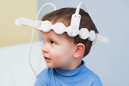 child to take magnetotherapeutic procedures in the hospitalの写真素材