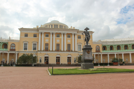 Pavlovsk Palace and Monument Pavel First on may 2014のeditorial素材