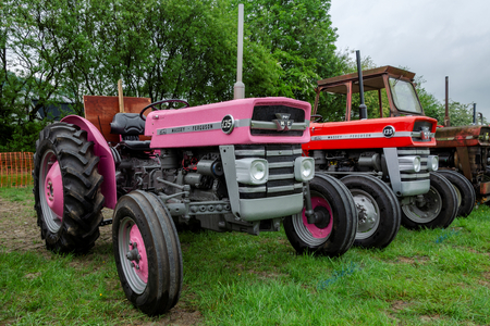 Bala Lake, UK: May 27, 2018: Despite the poor weather, The Festival of Transport saw a good turn out of classic cars, tractors, bikes, Landrovers, commercial vehicles, side stalls & traders.のeditorial素材