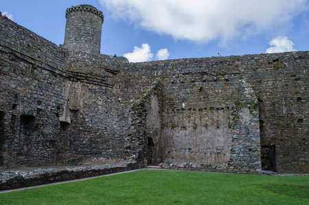 Harlech, North Wales, UK: Jun 3, 2017: Harlech Castle was built by King Edward I during his invasion of Wales between 1282 and 1289. It is classed as a World Heritage Site by UNESCO.のeditorial素材