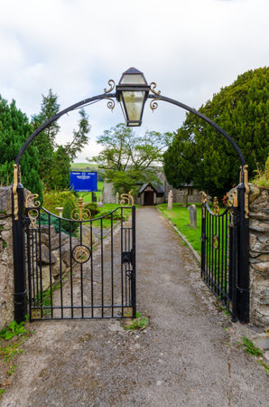 Bryneglwys; UK: Sep 20, 2020: The parish church in Bryneglwys is dedicated to St. Tysilio. The church includes the Yale Chapel which is built over the Yale family vault.のeditorial素材