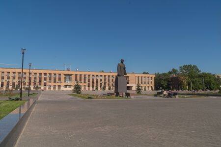 11 June 2018. Russia. The City Of Domodedovo. Day. Lenin monument in the Central city square.のeditorial素材