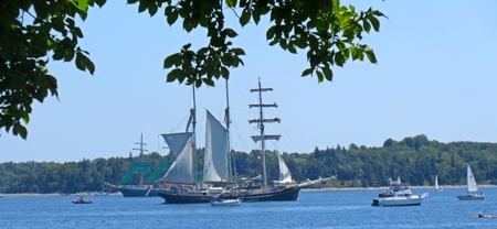 Horizontal composition of tall ships and smaller recreational sailboats in Halifaxのeditorial素材