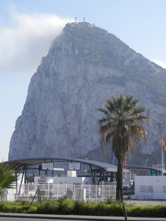 View of Rock of Gibraltar from La Linea de Conceptionのeditorial素材