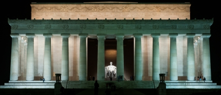 Lincoln Memorial at night.