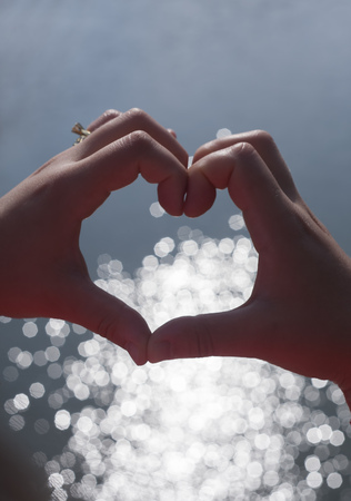 hands making a heart shapeの写真素材