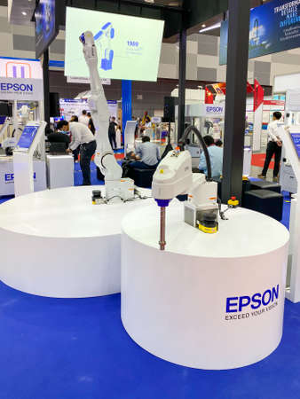 Bangkok Thailand - 18 Nov 2020: Robot arm form EPSON working show it to customers in Metalex 2020 exhibition at Bitec Bangna exhibition hallのeditorial素材