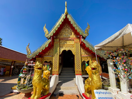 Chiangmai Thailand  - 7 Dec 2020: Many people pay respect to buddha statue at Pra that doi kum temple in  Chiangmai north of Thailandのeditorial素材