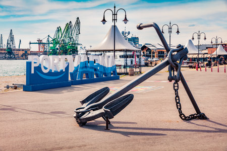 Provadia, Varna - 16.04.2021. Monument of anchor in Varna port. Sunny seascape of Black sea, east coast of Bulgaria, Europe. Travel concept background.のeditorial素材