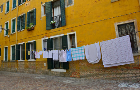 A residential street in the Dorsoduro quarter of Veniceのeditorial素材