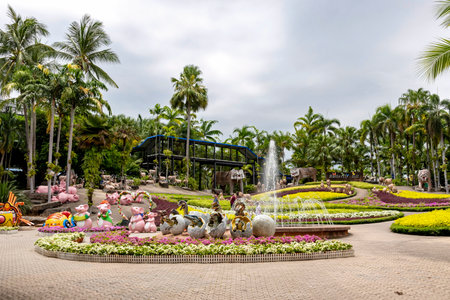 PATTAYA, THAILAND - MAY 5, 2022 ; Nongnooch Tropical Botanical Garden is a very popular tourist destination. It is regarded as one of the 10 most beautiful gardens in the world. in Chonburi Province.のeditorial素材