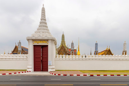Bangkok,Thailand - April 16, 2023: Sawatdi Sopha Gate is the entrance and exit of the Temple of the Emerald Buddha (Wat Phra Kaew), the Grand Palace. on the east side Next to Sanam Chai Roadのeditorial素材