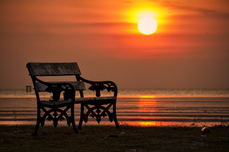 Bench at the beachの写真素材