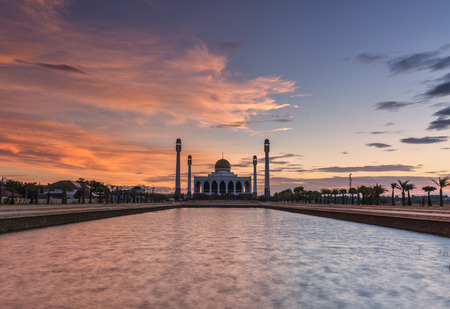Mosque scenery at down の写真素材