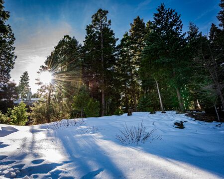 Sun Setting in the Mountainsの写真素材
