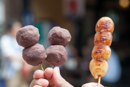 japanese sweet mitarashi dango