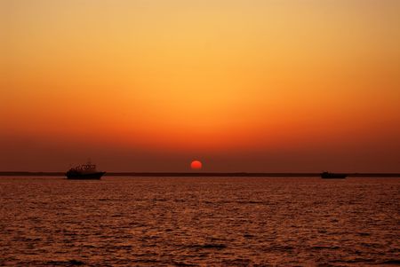 sunrise sunsetの写真素材