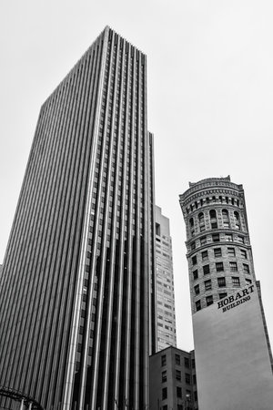 San Francisco, USA - December 30th 2022:Black and white image of the Hobart Building completed in 1914 and 44 Montgomery Street in San Francisco, USAのeditorial素材
