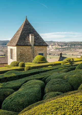 VÃ©zac, Nouvelle-Aquitaine, France - 7th March 2024 - Listed as a National Historical Monument, the gardens of Marqueyssac are the most visited in south west France and have over 150,000 boxwood hedges and panoramic views over the Dordogne valleyのeditorial素材