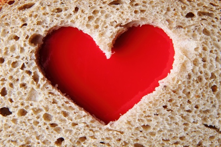 valentine heart from the slice of breadの写真素材