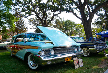 Car show California - Sep 02 2017 Exhibition of  American classic car on Car show Paso Robles California USA.のeditorial素材