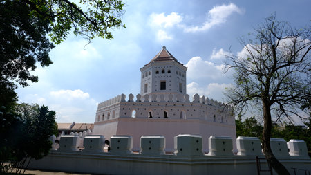 December 10 2022 : Bangkok, Thailand : Phra Sumen Fort, located in Santichai Prakan Park on the Chao Phraya River Bank.のeditorial素材