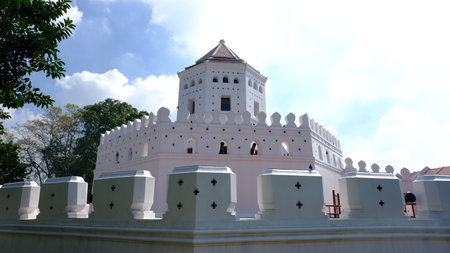 December 10 2022 : Bangkok, Thailand : Phra Sumen Fort, located in Santichai Prakan Park on the Chao Phraya River Bank.のeditorial素材