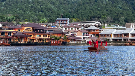 Houses on the banks of lake at Ban Rak Thai, Mae Hong Son, Thailand.の写真素材