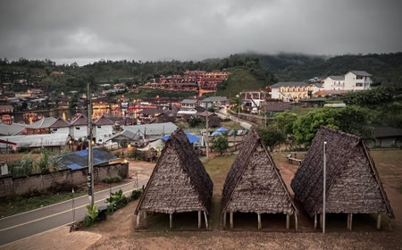 Traditional houses at Ban Rak Thai village at Mae Hong Son province, Thailandの写真素材