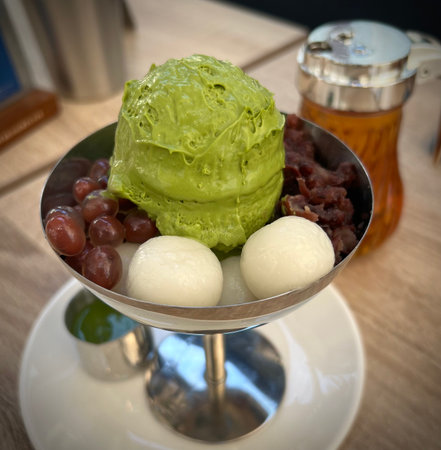 Matcha green tea ice cream with mochi and red beanの写真素材