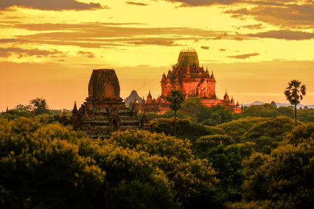 Beautiful morning ancient temples and pagoda in the Archaeological Zone, landmark and popular for tourist attractions and destination in Bagan, Myanmar. Asia Travel conceptの写真素材