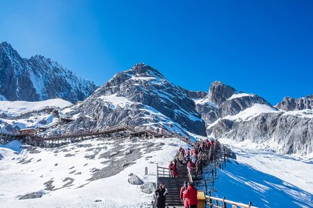 Beautiful of Jade Dragon Snow Mountain or Yulong in Chinese language, landmark and popular spot for tourists attractions near Lijiang Old Town. Lijiang, Yunnan, China, 6 December 2019のeditorial素材