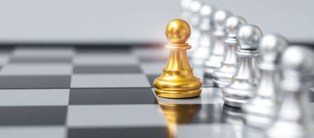 golden chess pawn pieces or leader businessman stand out of crowd people of silver men. leadership, business, team, teamwork and Human resource management conceptの写真素材