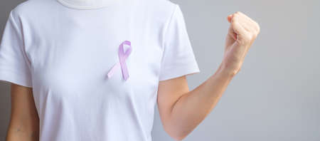 World cancer day (February 4). Lavender purple ribbon for supporting people living and illness. Healthcare and medical conceptの写真素材