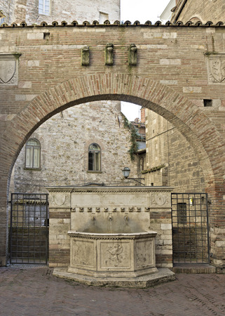 Fountain in Via Maesta delle Volte, Perugiaの写真素材