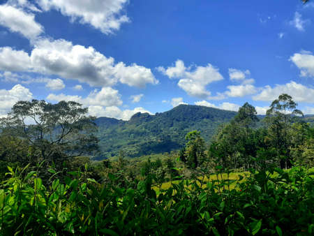BACKGROUND OF THE ASLEEP INDIA MOUNTAIN