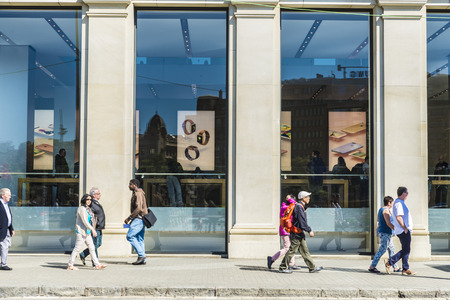 Barcelona, Spain - May 4, 2016: Apple Store in downtown Barcelona which include your ads on large screensのeditorial素材