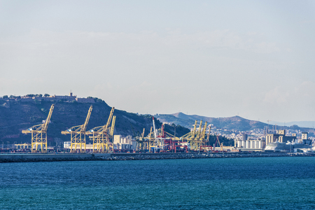 Cranes in the port of Barcelona, Catalonia, Spainの写真素材