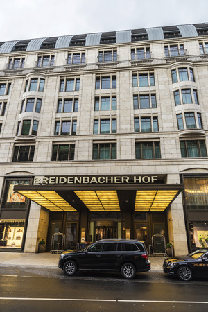 Dusseldorf, Germany - April 16, 2017: Breidenbacher Hof  hotel with expensive cars parked in Dusseldorf, Germanyのeditorial素材