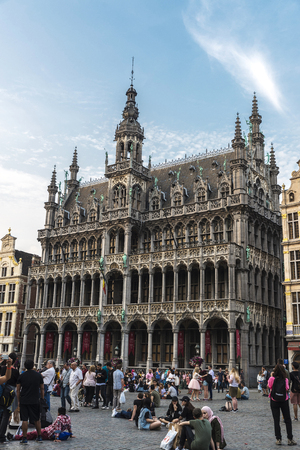 Brussels, Belgium - August 26, 2017: King's house at the Grand Place with people walking around in Brussels, Belgiumのeditorial素材