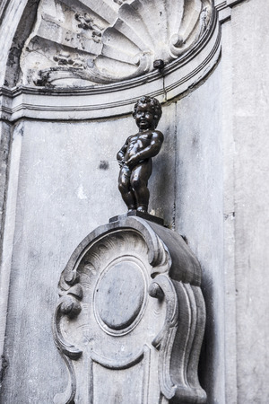 Brussels, Belgium - August 26, 2017: Manneken pis is a bronze statue located in the historical center of Brussels, Belgiumのeditorial素材
