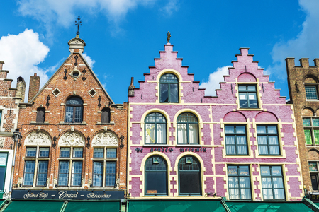 Bruges, Belgium, - August 31, 2017: Old colorful traditional houses in the Grote Markt ("Market Square") in the historic center of the medieval city of Bruges, Belgiumのeditorial素材