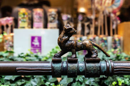 Small fountain in BÃ¶ttcherstraÃe, Bremen, Germanyの写真素材