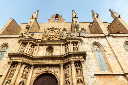 Facade of the Santa Maria de Montblanc Church in Montblanc, Tarragona, Catalonia, Spainの写真素材