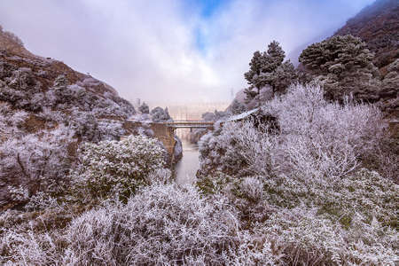 Gebrada, one day in winter, to the dam of the pantÃ  d'Olianaの写真素材
