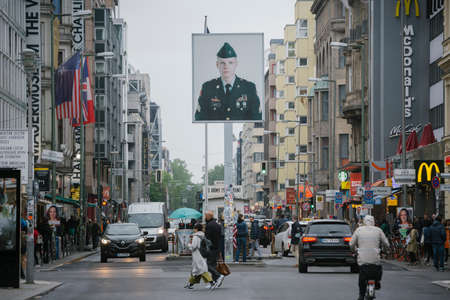 Berlin, Germany -23 / 5 / 2019- Portrait of American soldier Jeff Harper at Checkpoint Charlieのeditorial素材
