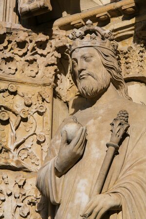 Medieval Statue of Emperor Constantine the Great at the Cathedral of Notre Dame, Paris, France.の写真素材