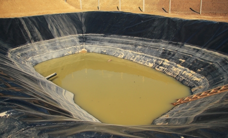 Pool for environamental protection with muddy water