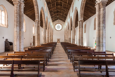 Santarem, Portugal. September 12, 2015: The aisle and Naves of the Santa Clara Church. 13th century Mendicant Gothic Architecture. Santarem is called the Capital of Gothic in Portugal.のeditorial素材